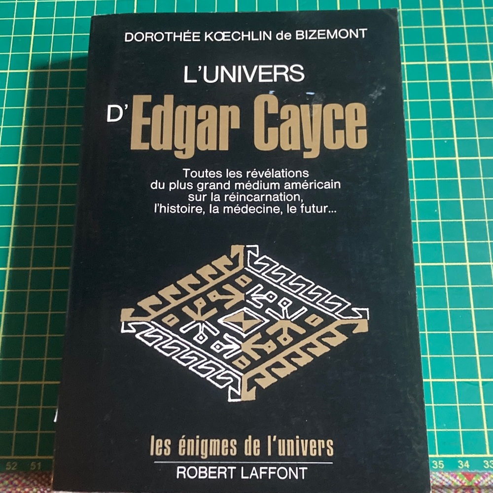 L'Univers d'Edgar Cayce Book